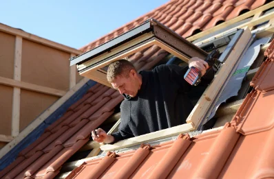 Pose de fenêtres de toit Velux à Domats